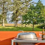 Aswaldi - 3-5km From The Sea By Interhome